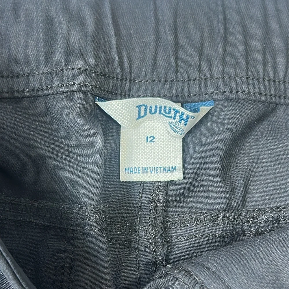 Duluth Women's Dry on the Fly 10" Shorts black cargo size 12 - Picture 7 of 8
